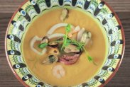 рецепт Крем-суп из тыквы с морепродуктами в мультиварке