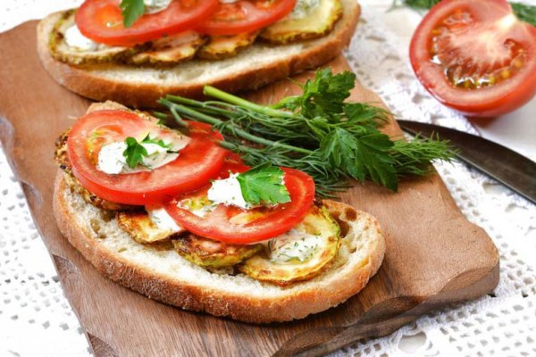 Бутерброд с помидорами рецепт с фото