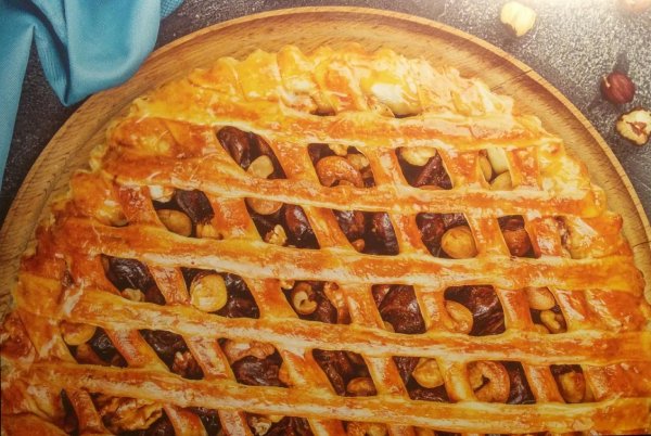 Открытый пирог с орехами от Эктора Хименеса Браво рецепт с фото