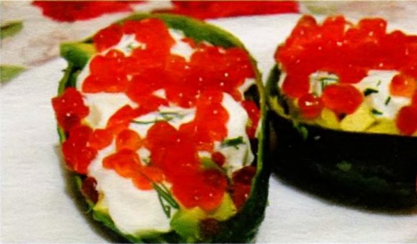 Авокадо с красной икрой рецепт с фото
