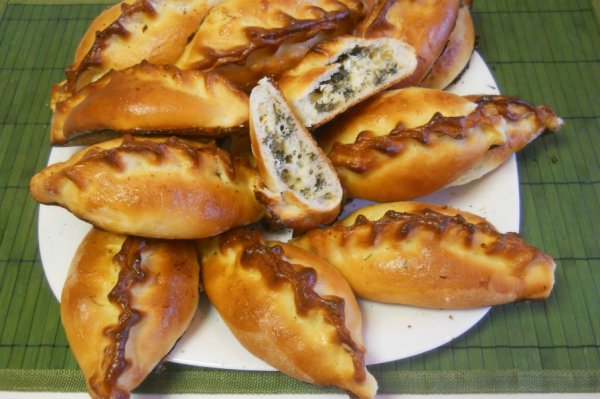 Пирожки с сыром и зеленью рецепт с фото