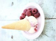 рецепт Мороженое с малиной от Джейми Оливера