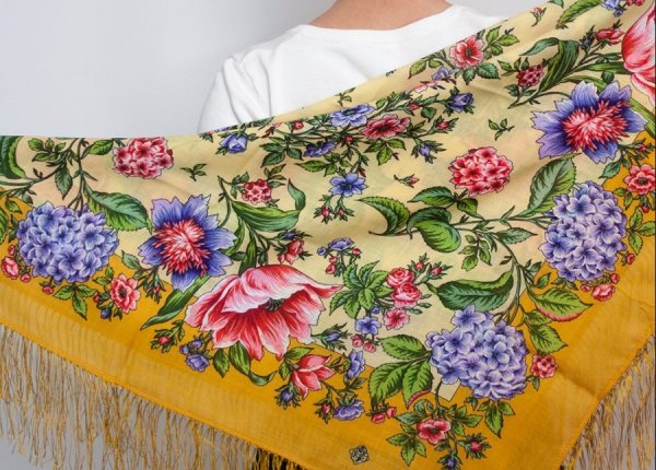 Unique Russian Shawls